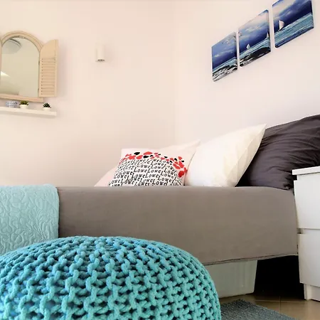 Blue Sunshine Rab Apartman