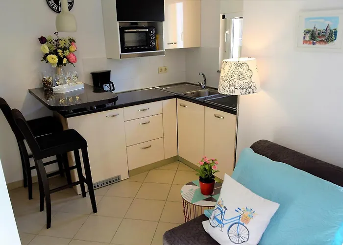 Blue Sunshine Rab Διαμέρισμα *